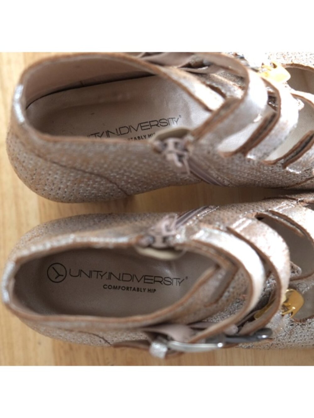 AS-NEW Unity.In.Diversity mottled silver/gold leather open gladiator booties - Picture 5 of 8